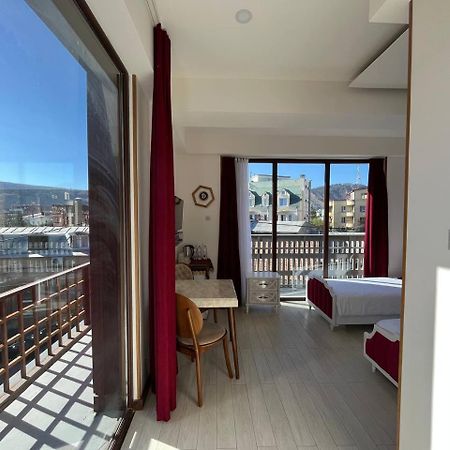 Luxin Hotell Tbilisi Exteriör bild