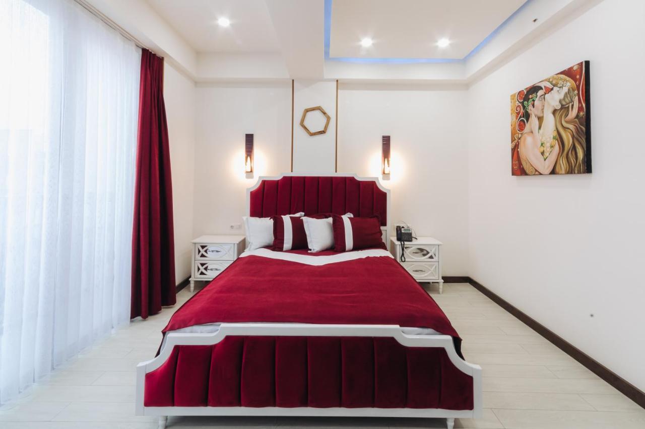 Luxin Hotell Tbilisi Exteriör bild