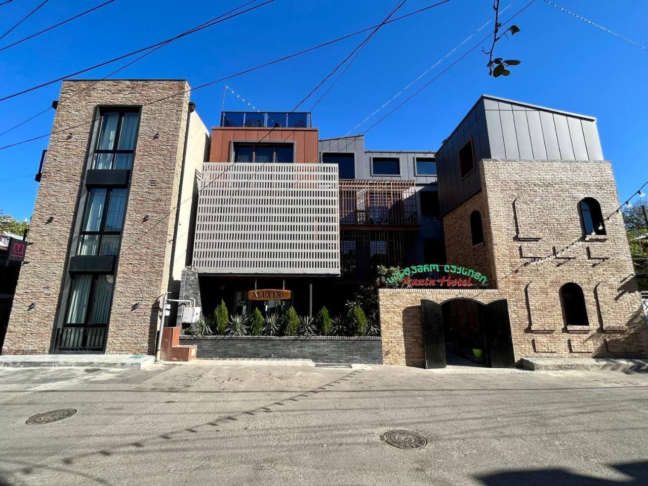 Luxin Hotell Tbilisi Exteriör bild