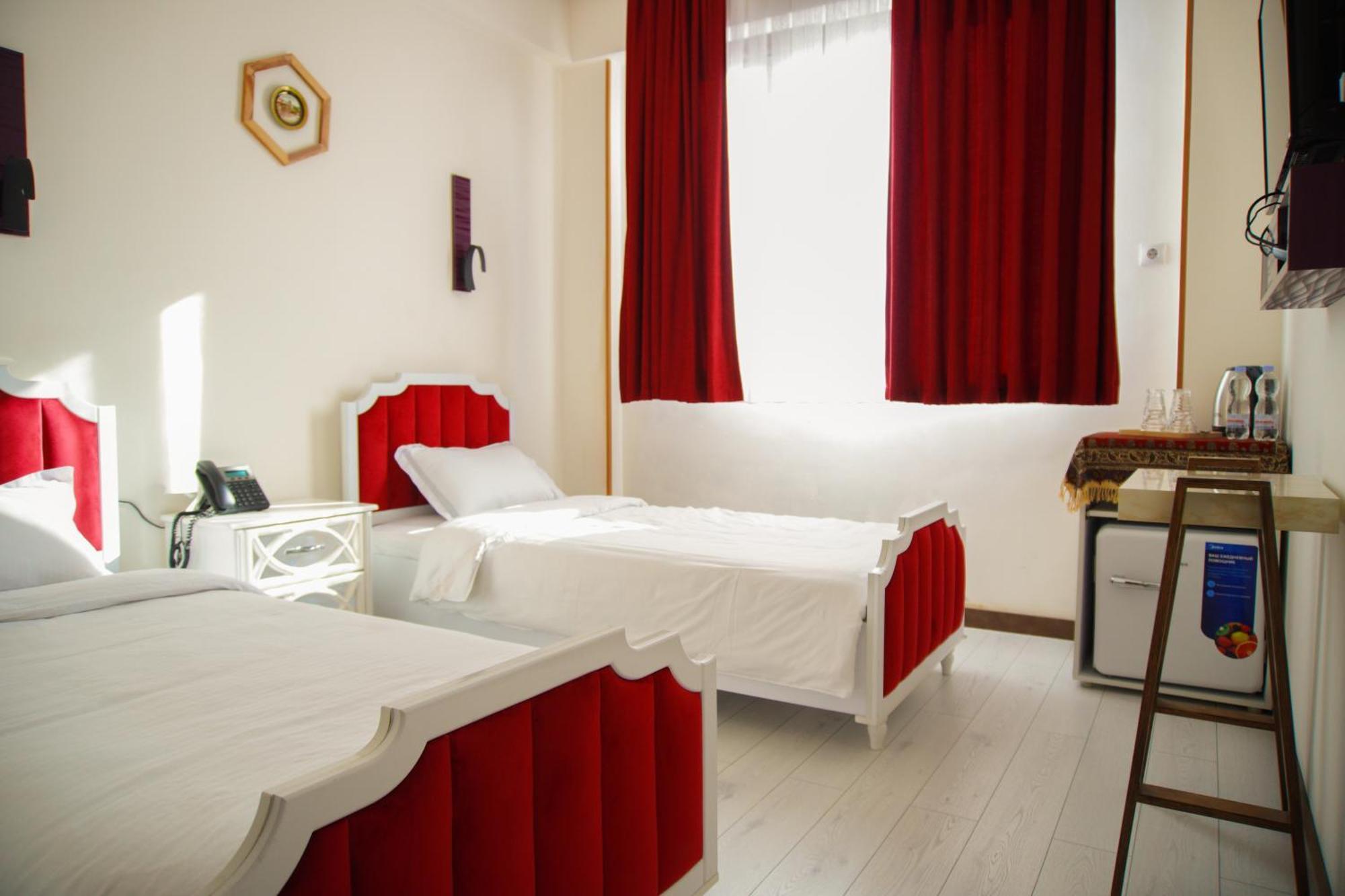 Luxin Hotell Tbilisi Exteriör bild