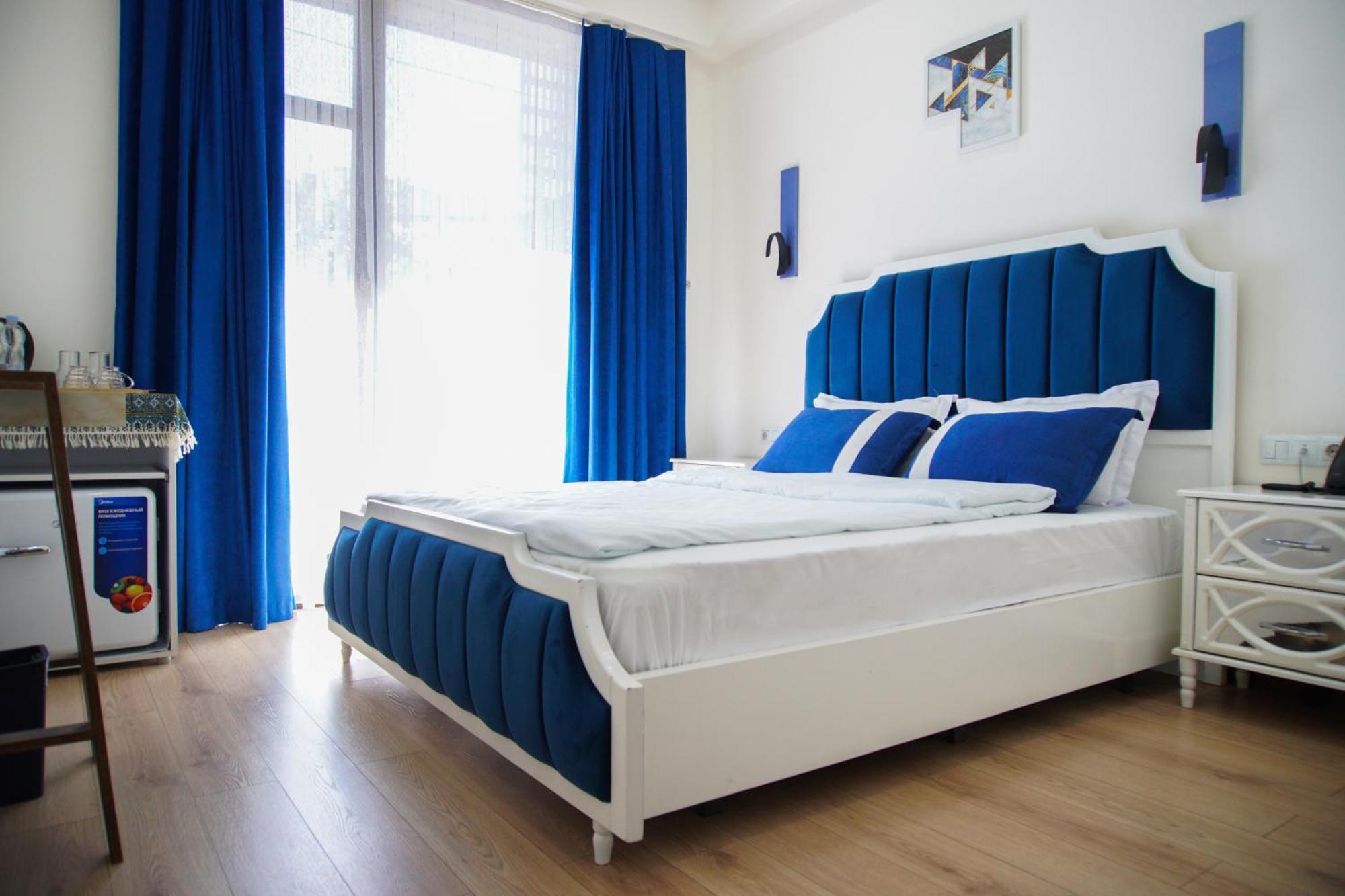 Luxin Hotell Tbilisi Exteriör bild