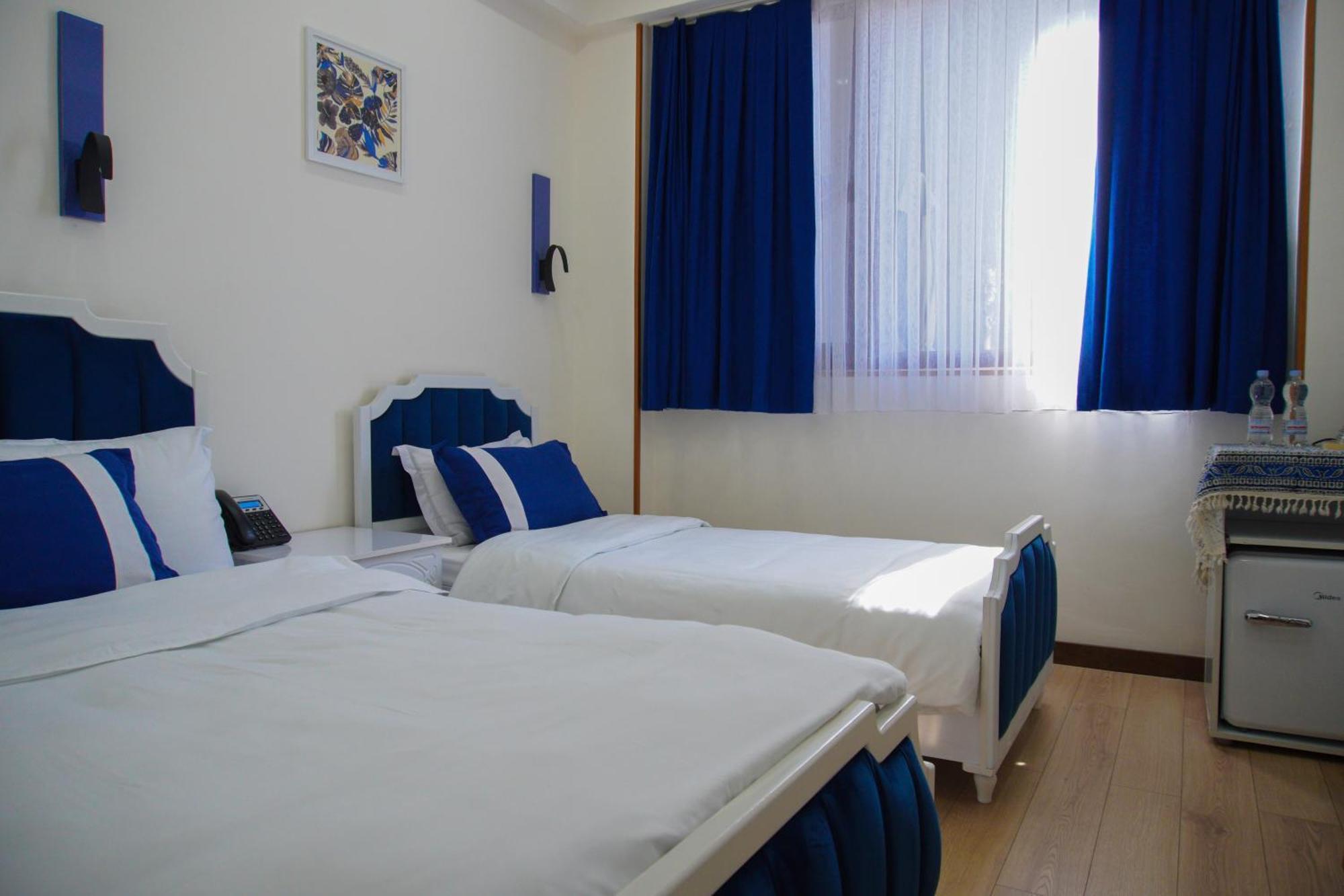 Luxin Hotell Tbilisi Exteriör bild