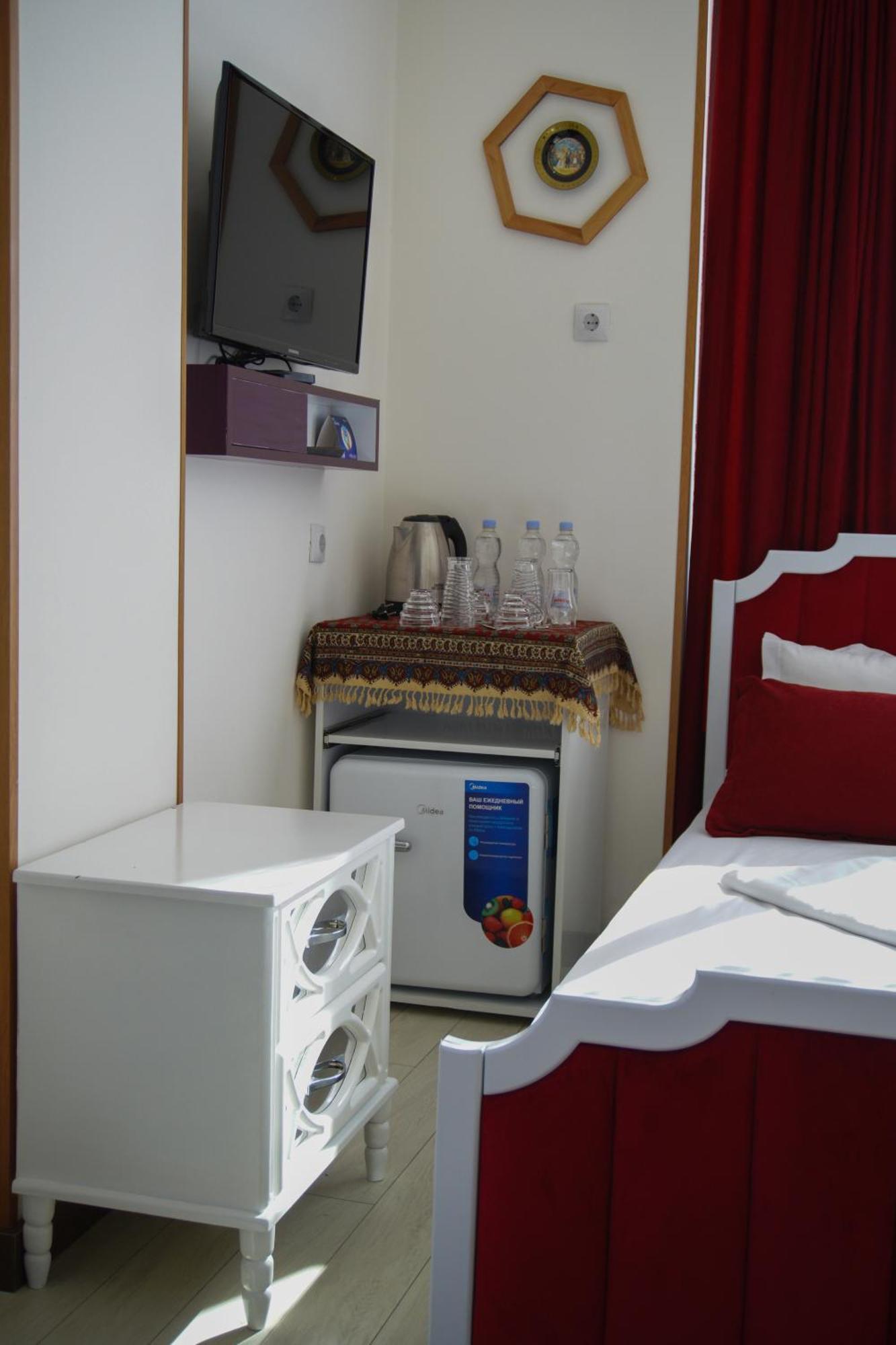 Luxin Hotell Tbilisi Exteriör bild
